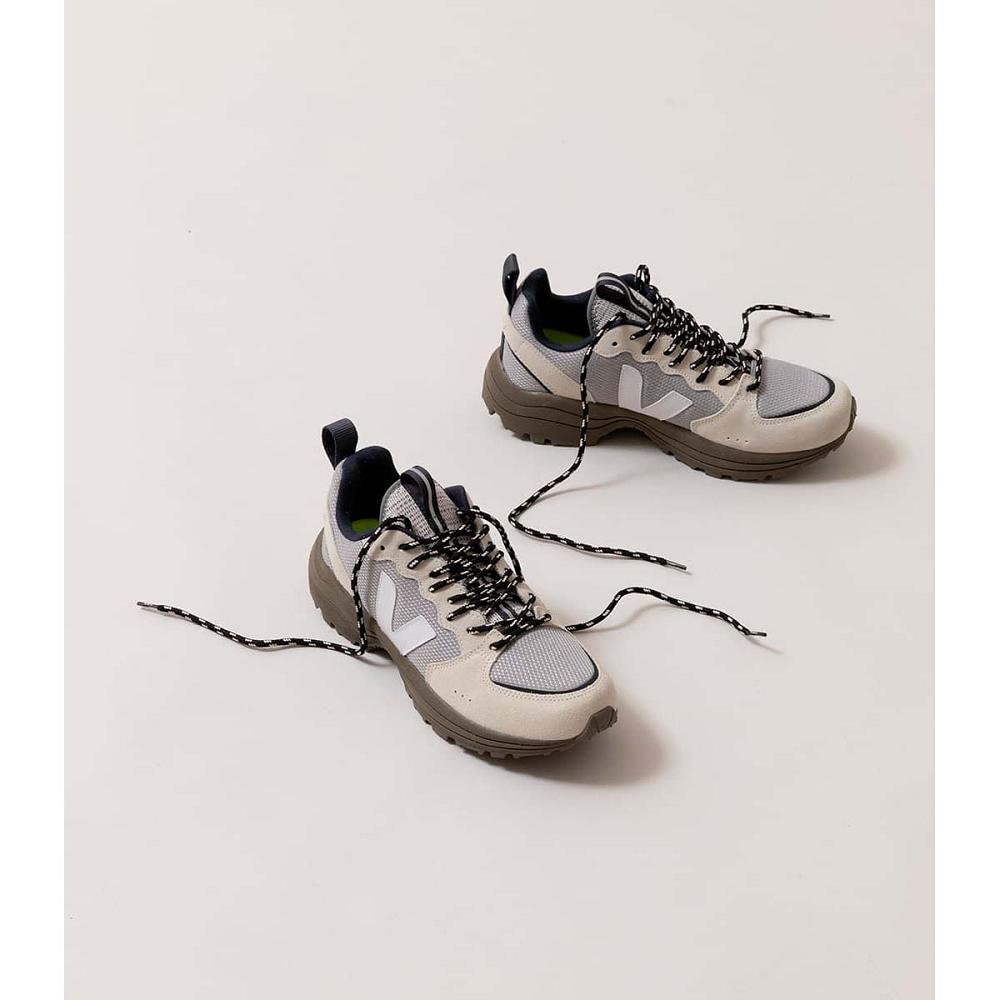 Veja VENTURI B-MESH Women's Running Shoes Silver/White | CA 441FDN